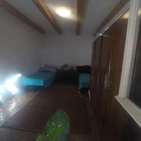 Villa Lakvere Family House Pula